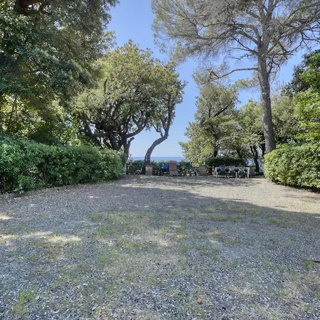 Seatavern Seafront Apartamento
